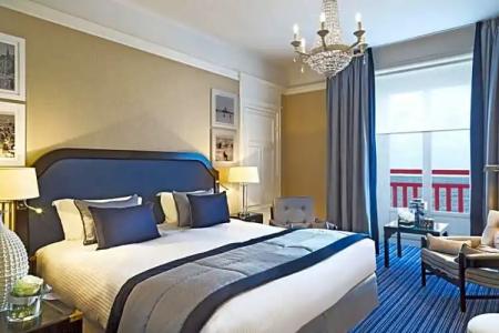 Hôtel Barrière L'Hermitage - 83