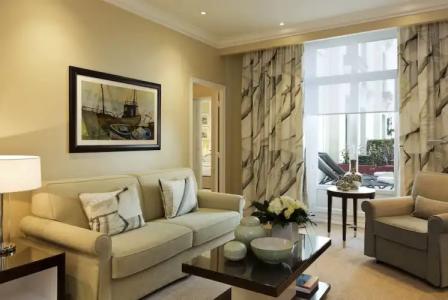 Hôtel Barrière L'Hermitage - 150