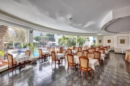 Al Khalidiah Resort - 11