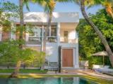 Deluxe Double room with pool view