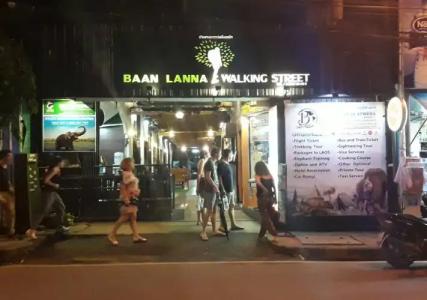 Baan Lanna Walking Street - 15