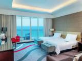 Deluxe Double Club room with ocean view