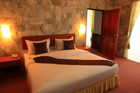 Golden Dragon Resort - 2