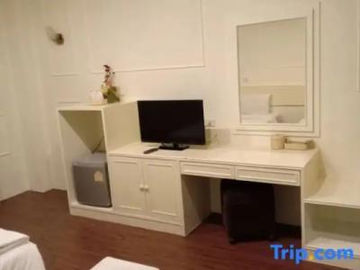 Golden Dragon Resort - 12