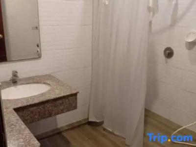 Golden Dragon Resort - 17