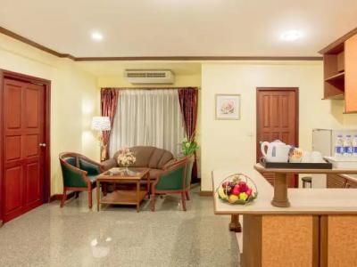 Patumwan House - 76