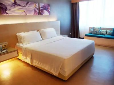 Crystal Crown Petaling Jaya - 1