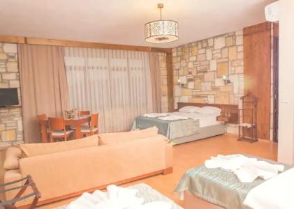 Kozbeyli Konagi - 17