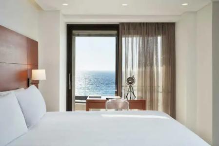 Bellevue On The Beach Suites - 103