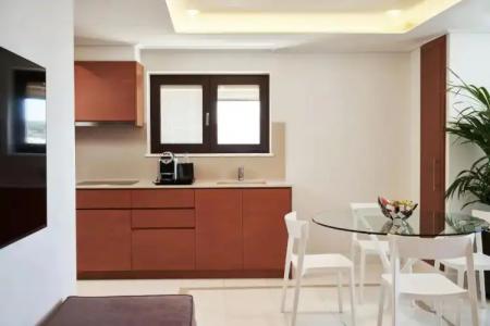 Bellevue On The Beach Suites - 56