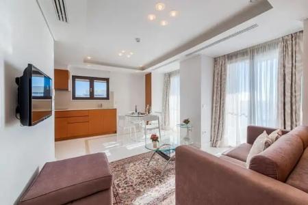 Bellevue On The Beach Suites - 92