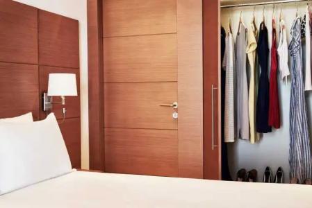 Bellevue On The Beach Suites - 91