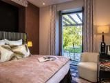 Deluxe room with lake view