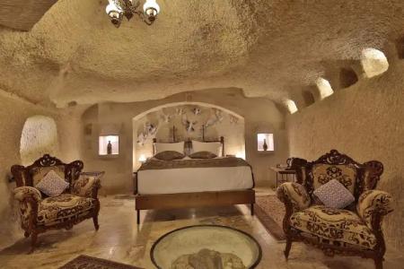 Aren Cave And Art Gallery - 19