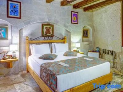 Aren Cave And Art Gallery - 64