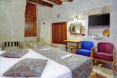 Aren Cave And Art Gallery - 51