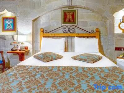 Aren Cave And Art Gallery - 62