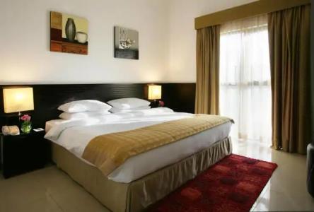 Ramada & Suites by Wyndham Ajman - 107