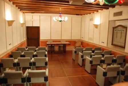 Saturnia & International - 3