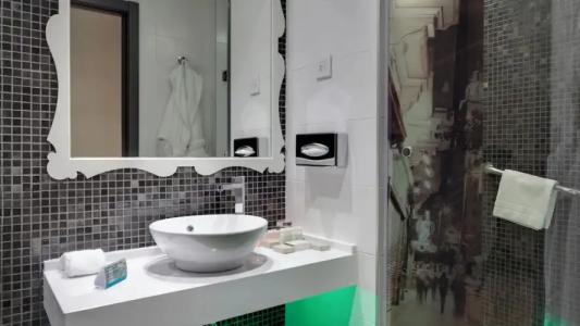 Indigo Madrid - Gran Via, an IHG - 125