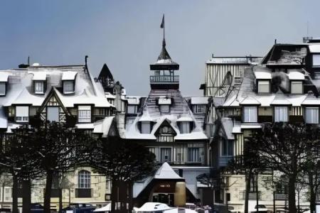 Hôtel Barrière Le Normandy - 35