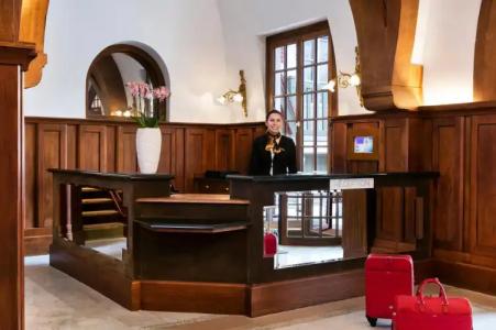 Hôtel Barrière Le Normandy - 31