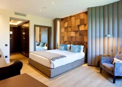 Condes de Barcelona - 102