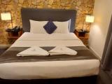 2 Bedrooms Executive room with partial sea view