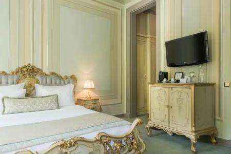 Bosphorus Palace - 2