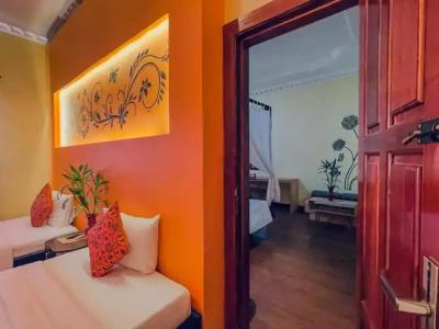 Central Privilege - 4