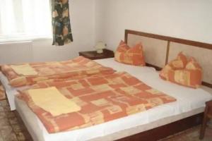 Felsotarkany - Hotels