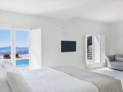 Vedema, a Luxury Collection Resort, Santorini - 4