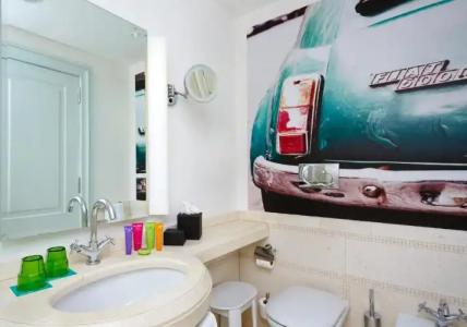 Indigo Rome - St. George, an IHG - 42