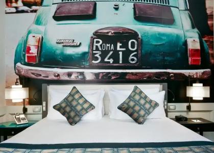 Indigo Rome - St. George, an IHG - 40