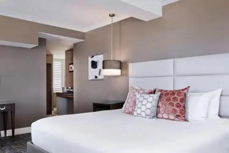 Ambassador Oklahoma City, Autograph Collection - 111