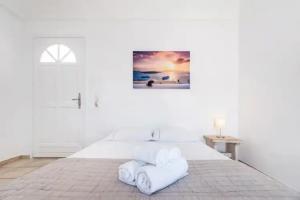 LavaRock Santorini Hotel, Perissa