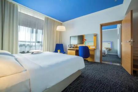 Park Inn by Radisson Abu Dhabi Yas Island - 37