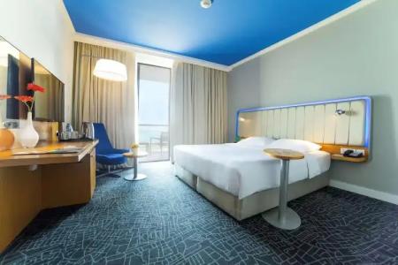 Park Inn by Radisson Abu Dhabi Yas Island - 36