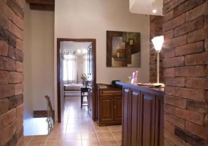 Odos Oneiron Boutique - 21