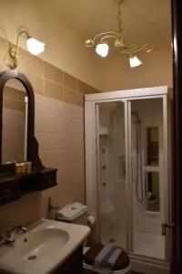 Odos Oneiron Boutique - 42