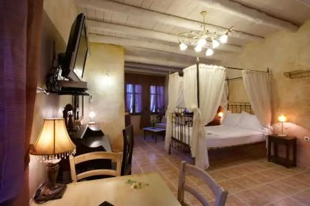 Odos Oneiron Boutique - 28