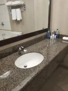 Radisson Winnipeg Downtown - 51