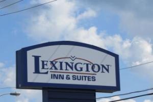 Lexington Inn & Suites-Windsor, Windsor