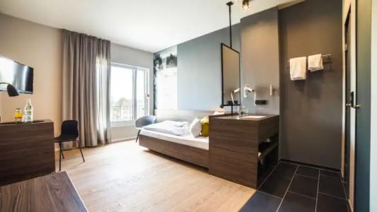 Garni Maximilian - 6