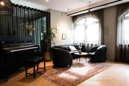 Garni Maximilian - 15