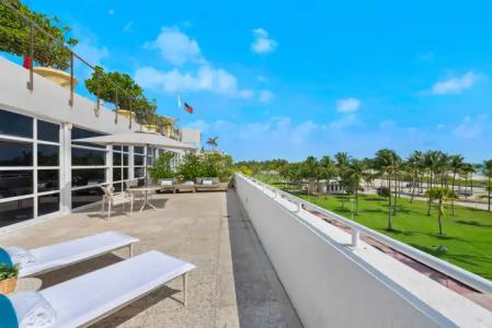 Bentley South Beach - 34