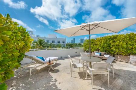 Bentley South Beach - 80
