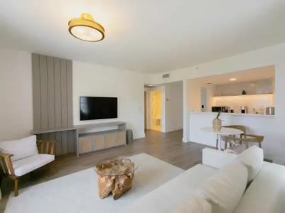 Bentley South Beach - 57