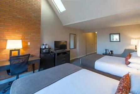 The Embassy Inn - 45