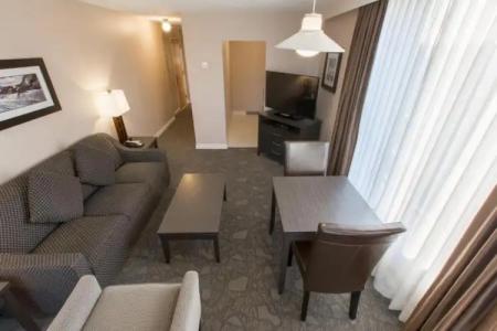 The Embassy Inn - 79